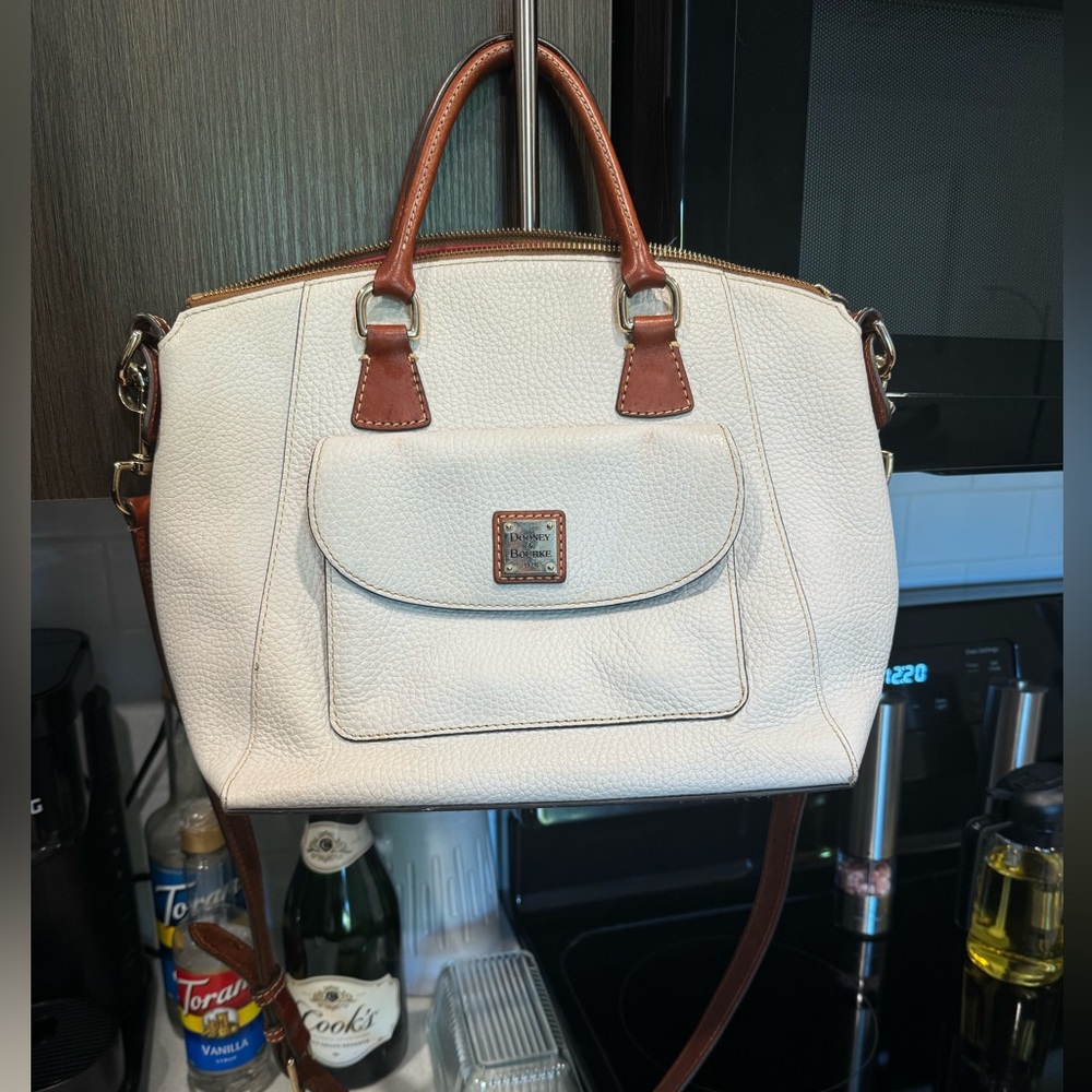 Dooney & Bourke Purse